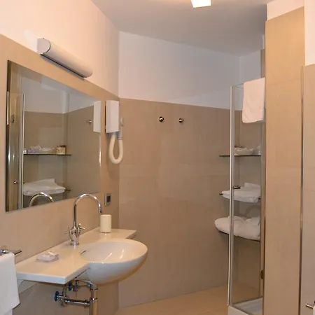 Transatlantico Otel Napoli