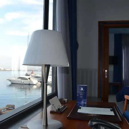 Hotel Transatlantico 2*