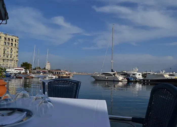 Transatlantico Hotel 2*