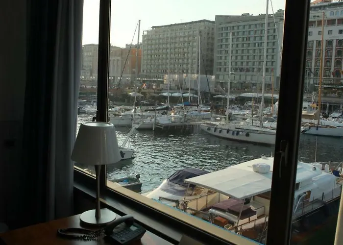 Transatlantico Hotel Napoli